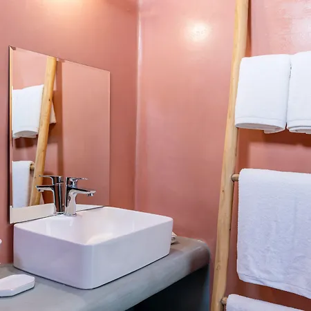 Evanthia View Island Otel Thirasía