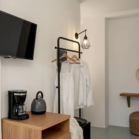 Evanthia View Island מלון תירסיה