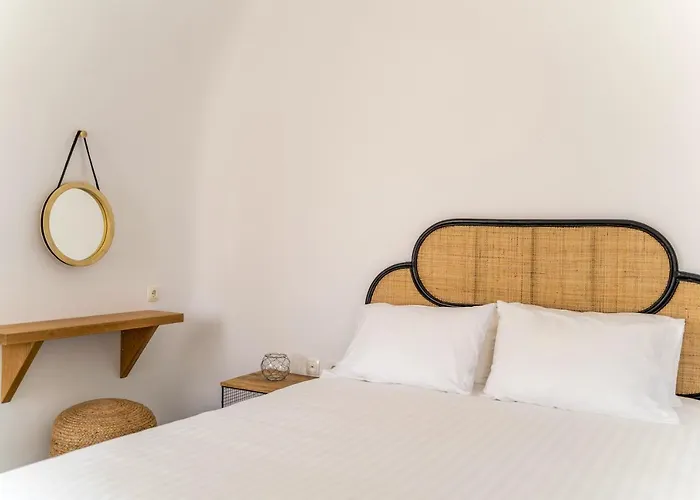 Evanthia View Island Hotel *