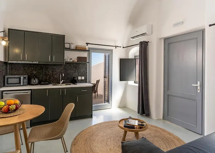 Evanthia View Island Hotel *