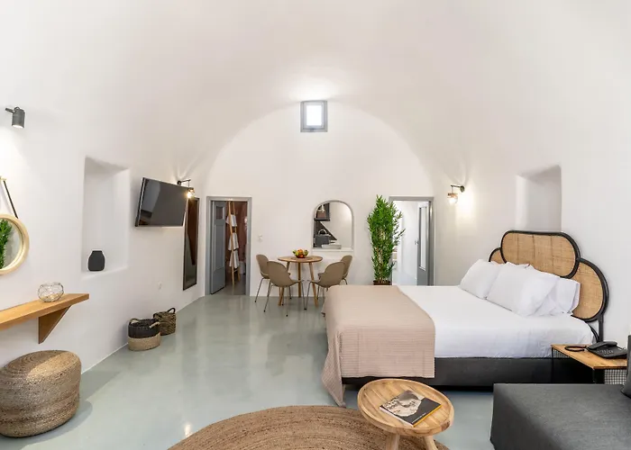 Evanthia View Island Therasia