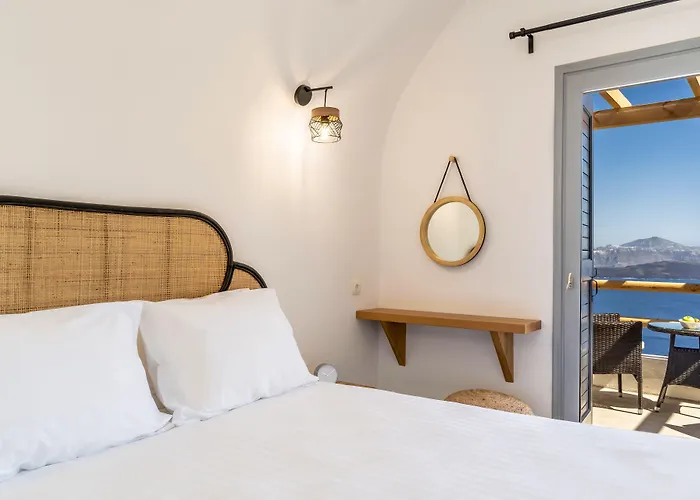 Evanthia View Island Hotel *